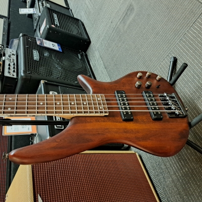 Jackson Guitars JS3 5 string bass 2